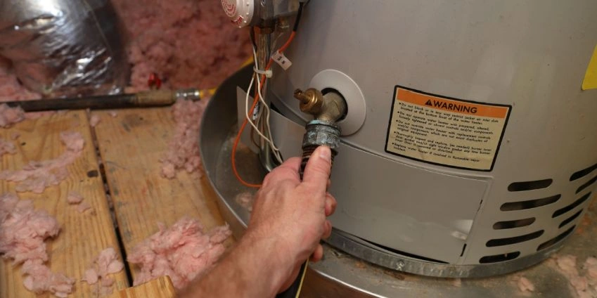 Image: Causes of Noisy Water Heaters