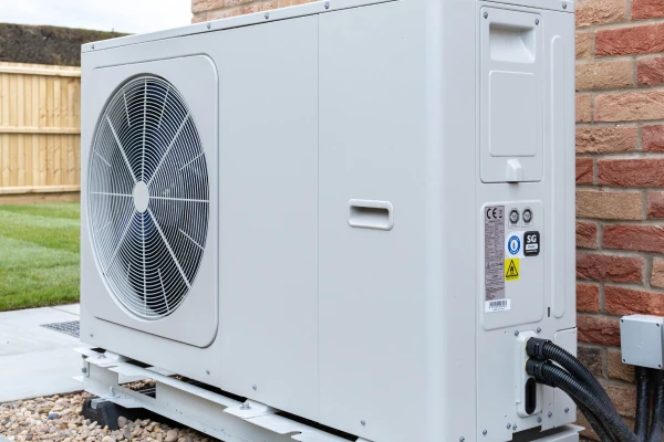 Modern, energy-efficient heat pump Modern, energy-efficient heat pump