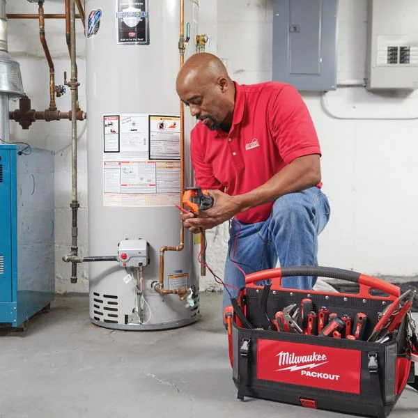 Professional water heater installation