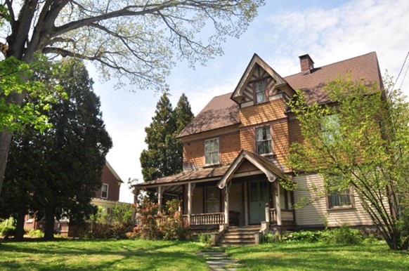 Image: How to Boost Curb Appeal and Home Value